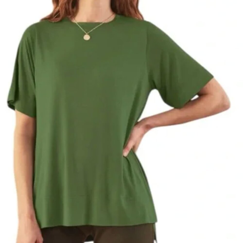 Aday Essentialist T-Shirt
